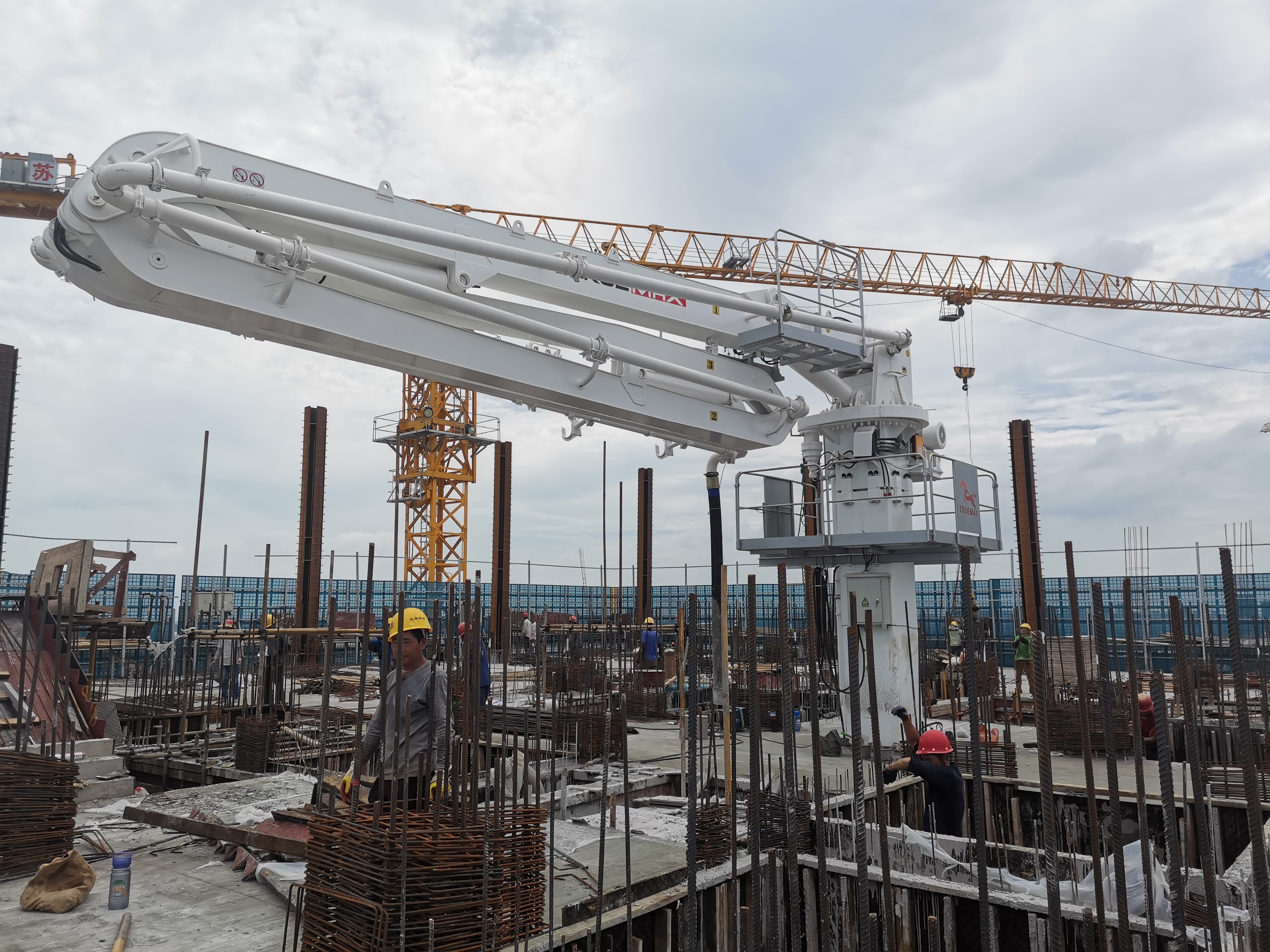 混凝土布料機(jī) 混凝土布料機(jī)