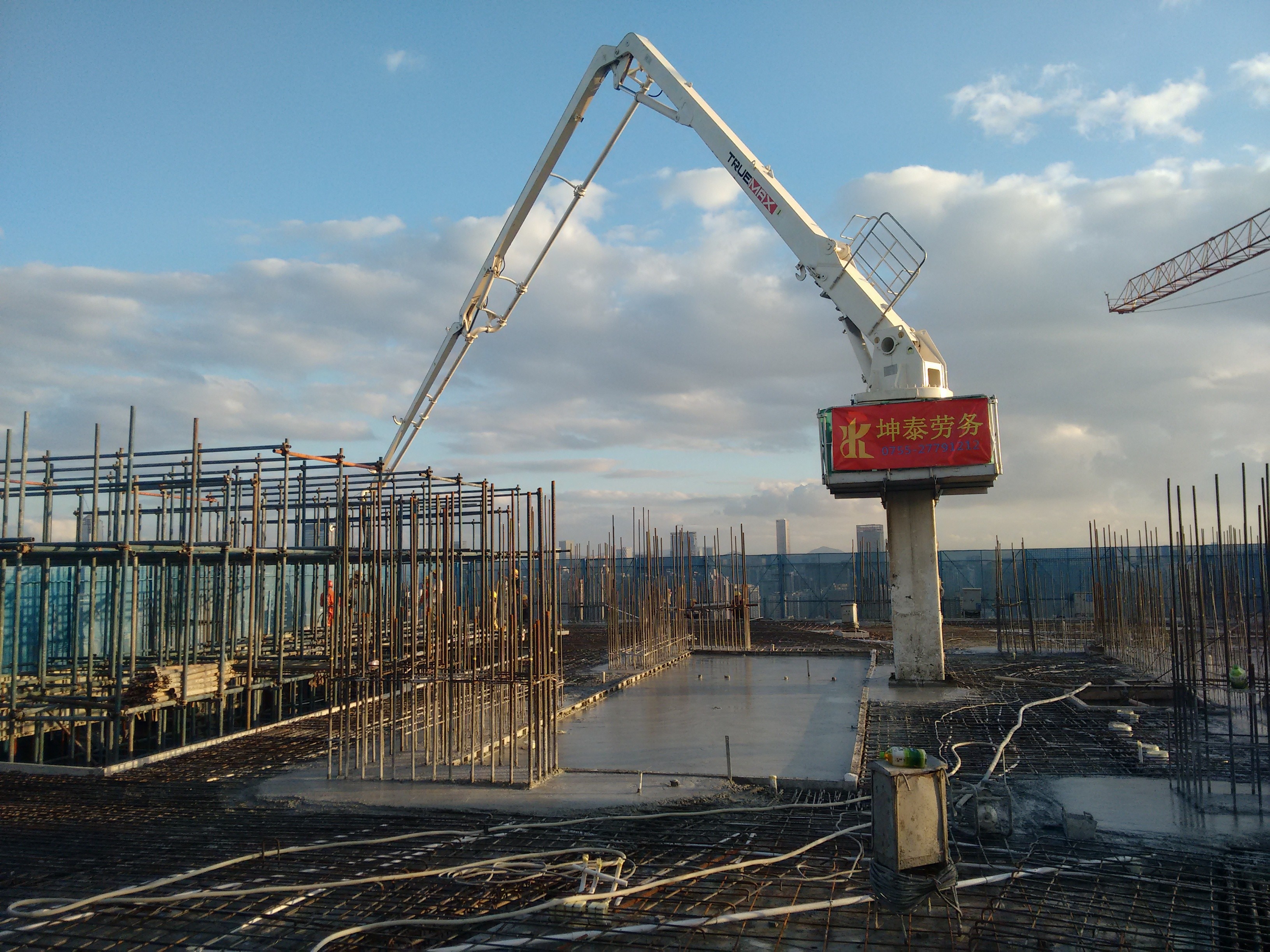 液壓布料機(jī) 液壓布料機(jī)