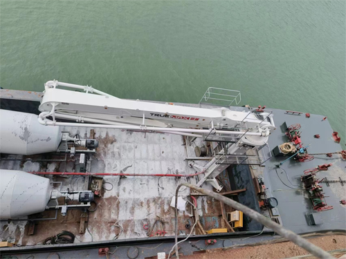 船載布料機 船載布料機